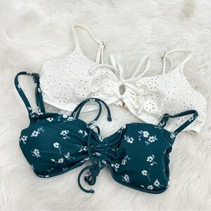 Hollister Teal and White Bikini Top Bundle SMALL